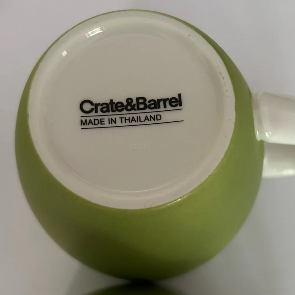 Set of 2 CRATE & BARREL Hamptons Green 4” Mugs